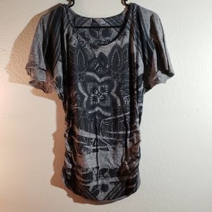❤️ Julie's Closet | Maternity | Shirt | M